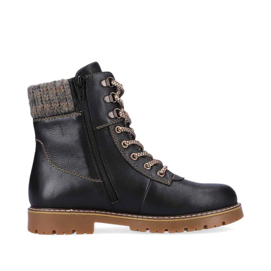Barna Rieker |38434-26