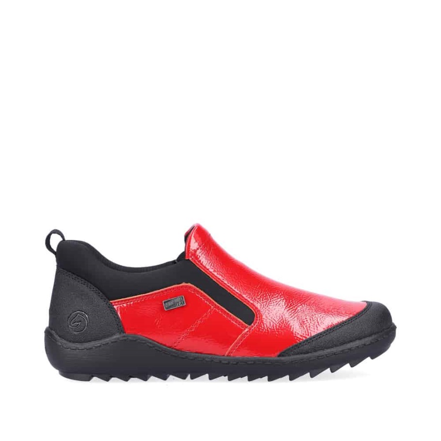 Barna Rieker |785f8-22